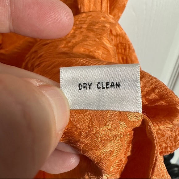 Talbots size 14 100% silk sleeveless top, orange, summer, lightweight, office - Picture 5 of 9